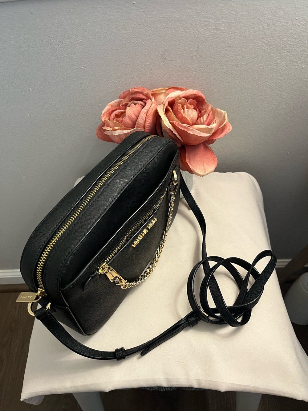 Jet Set Large Saffiano Leather Crossbody
Bag in Black With Gold Hardware. NWOT. - Picture 8 of 8